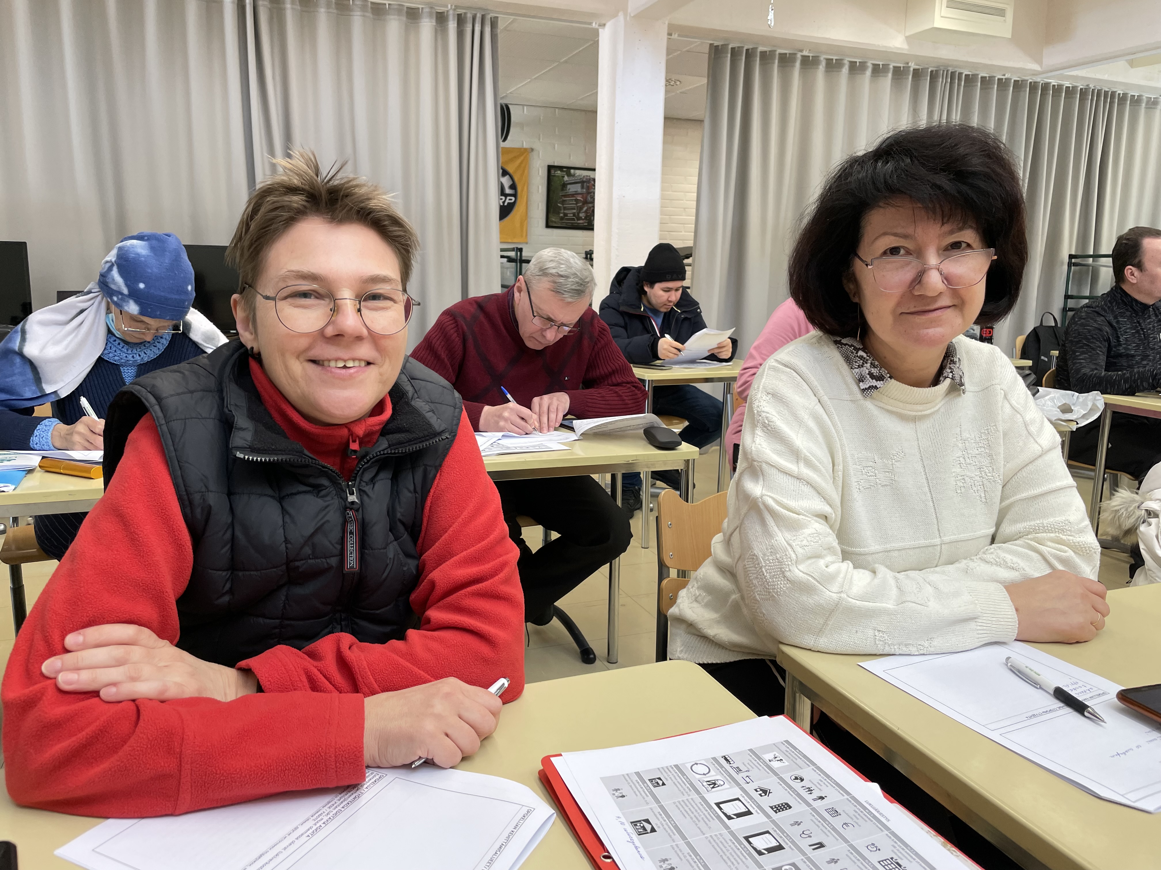 Ukrainalaiset Maryna Venidiktova-Saiko ja Ikmet Nurullaieva.